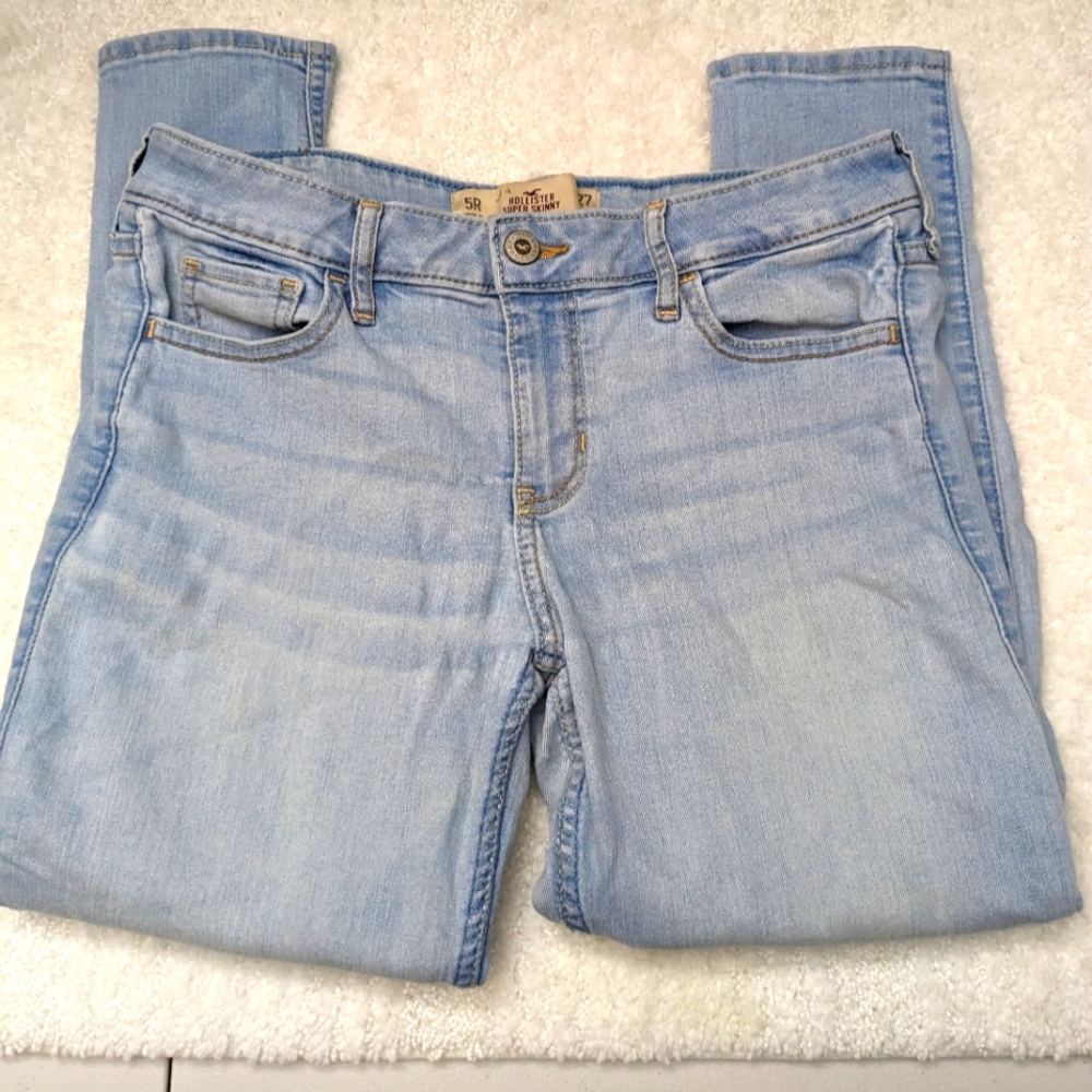 Women's Hollister jeans, super skinny 5R. Tag says W27/ L 32.